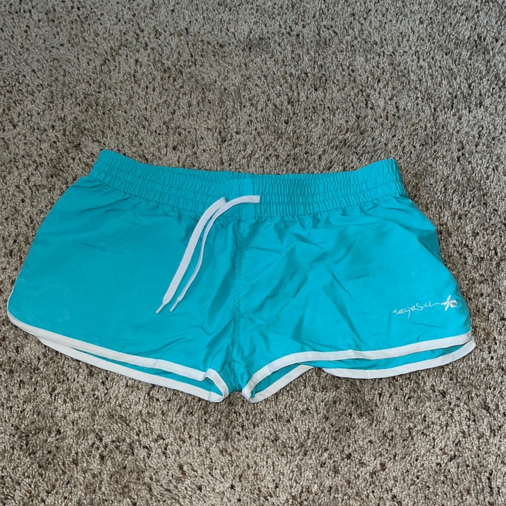 Rays Sun Mid rise Shorts